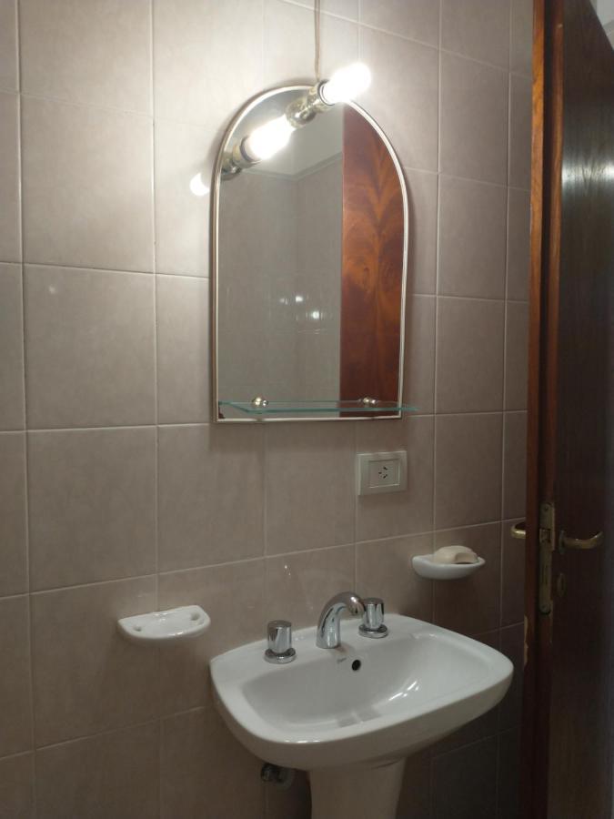 Temporarios Roque S Pena Dto B Apartment ปูแอร์โตมาดริน ภายนอก รูปภาพ